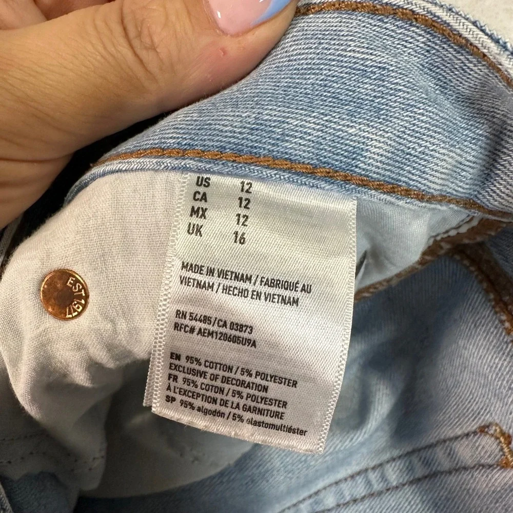 American Eagle Denim Mini Skirt 12 Light Wash Blue Distressed‎ Womens
